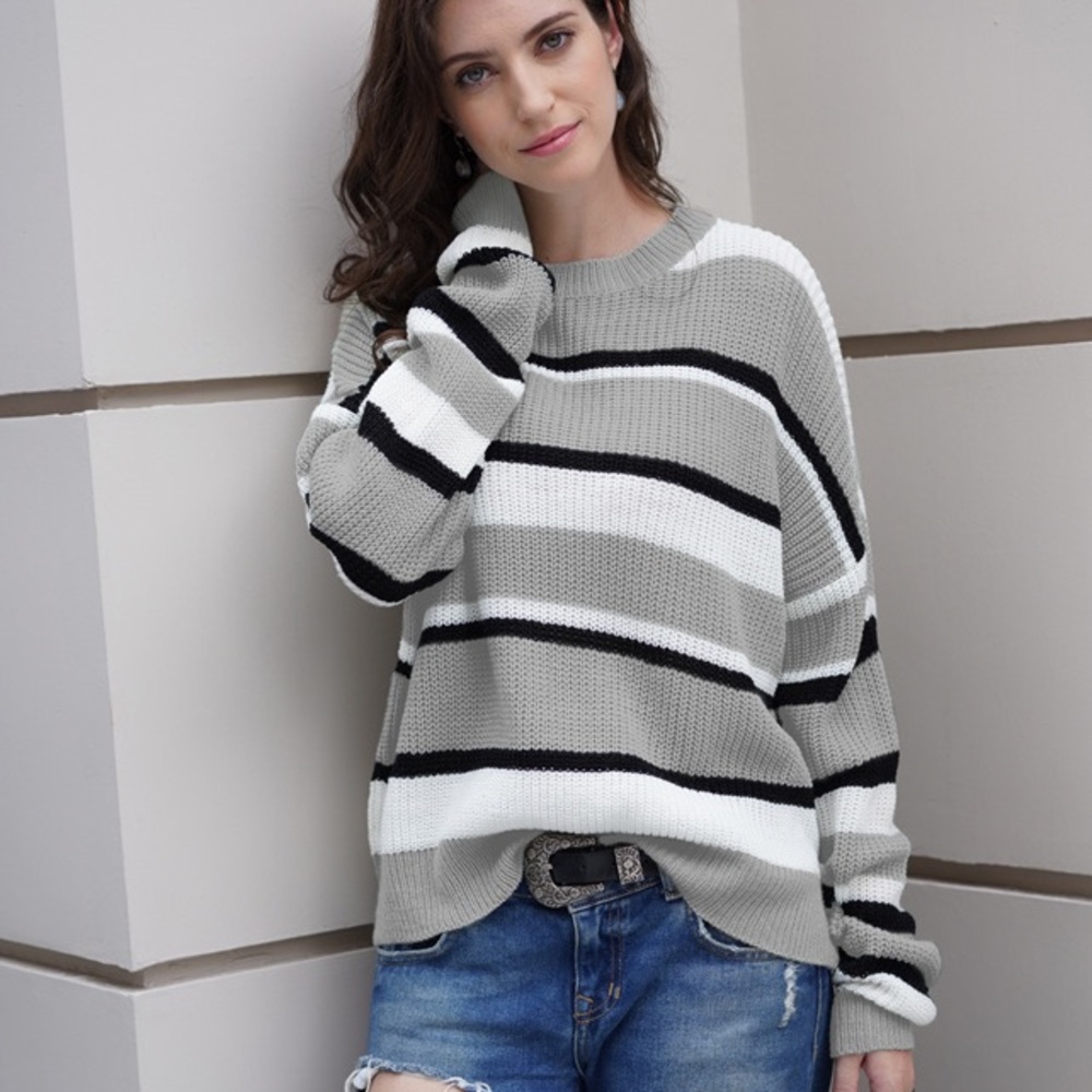B2G1♦️🆕Gray Striped Pullover Sweater - Picture 5 of 7